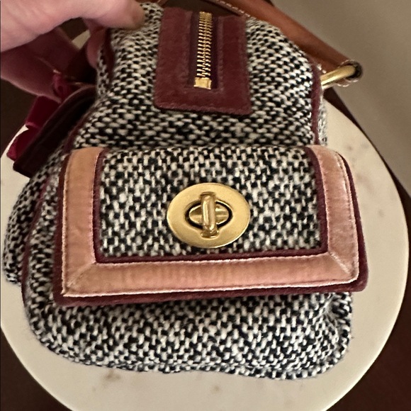 Coach Limited Edition Vintage Soho Tweed satchel and wristlet - Picture 8 of 17